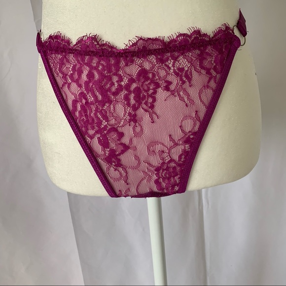 SHEIN plus floral lace underwire lingerie set - Picture 6 of 12